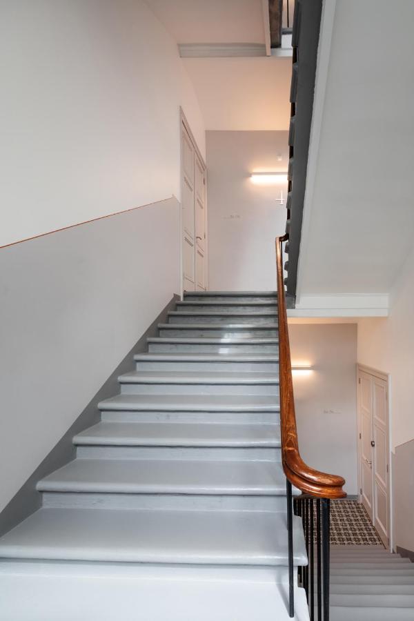 Modern Design Studio Apartment In Riga Center 외부 사진