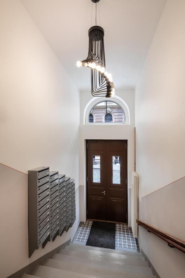 Modern Design Studio Apartment In Riga Center 외부 사진