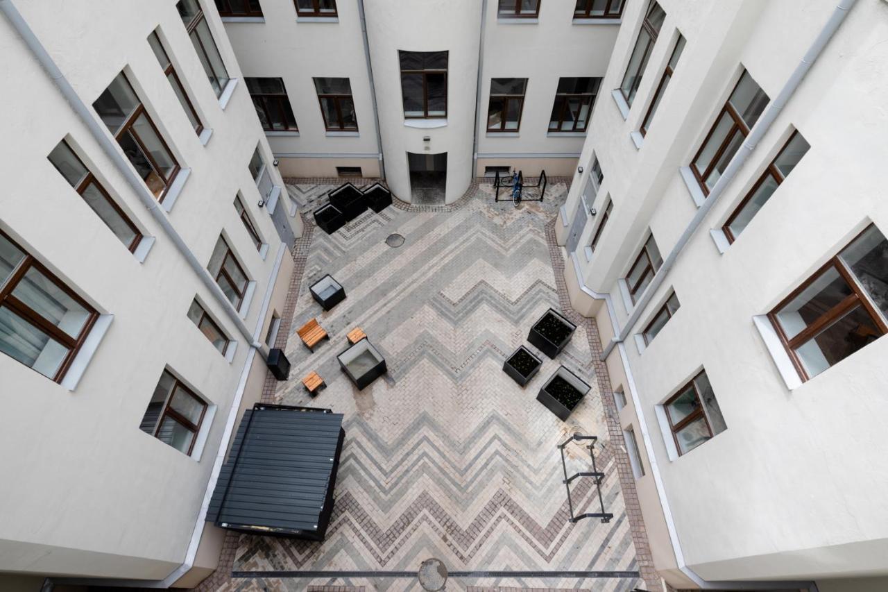 Modern Design Studio Apartment In Riga Center 외부 사진