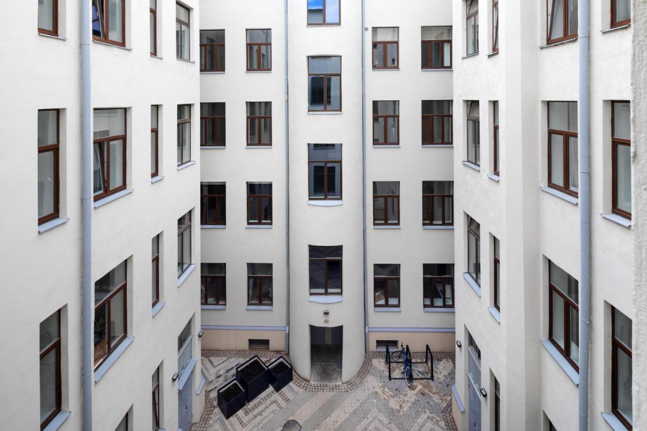 Modern Design Studio Apartment In Riga Center 외부 사진